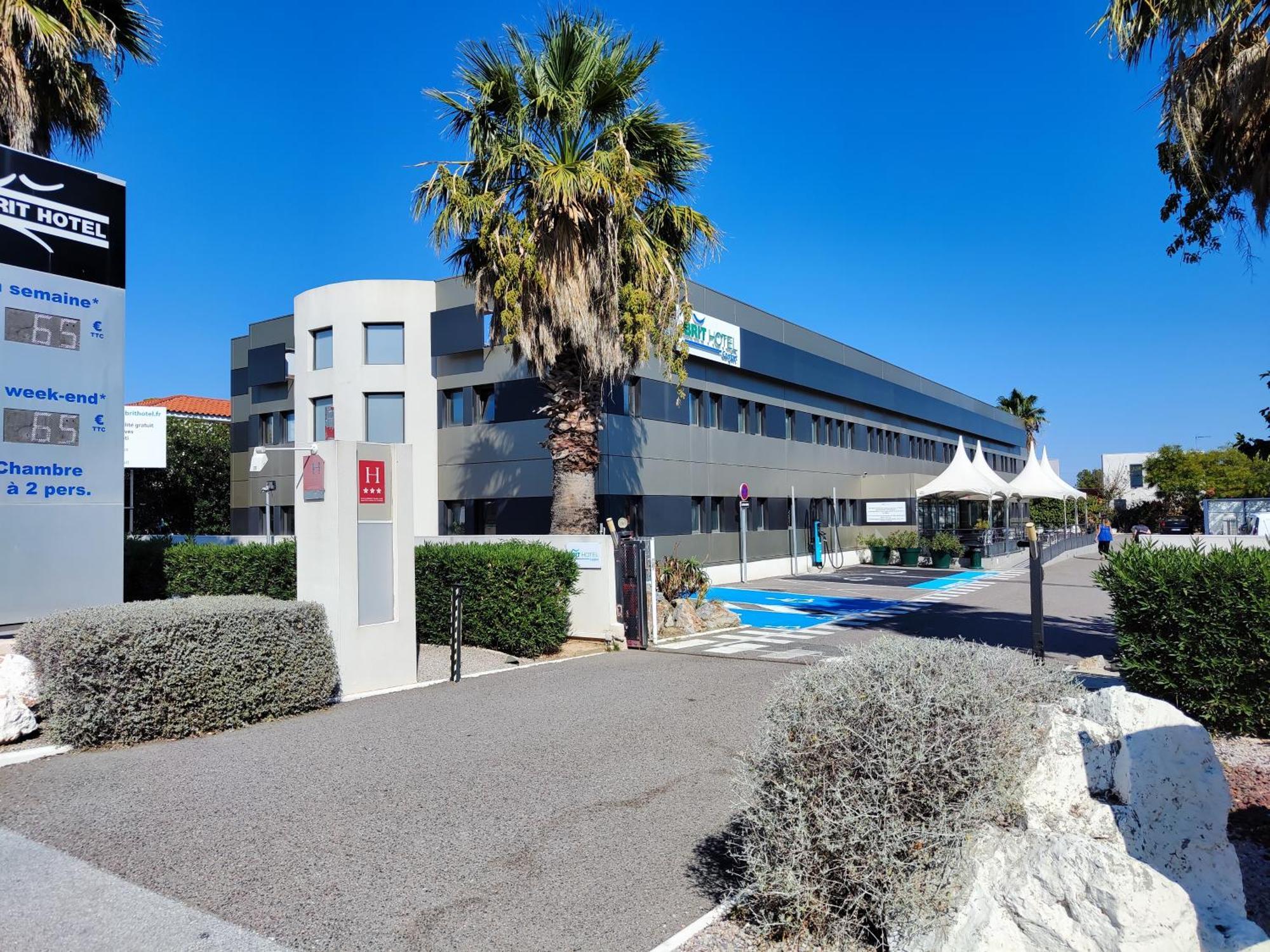 Brit Hotel Porte D'Espagne Perpignano Esterno foto